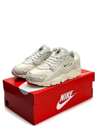 Жіночі кросівки nike air huarache beige