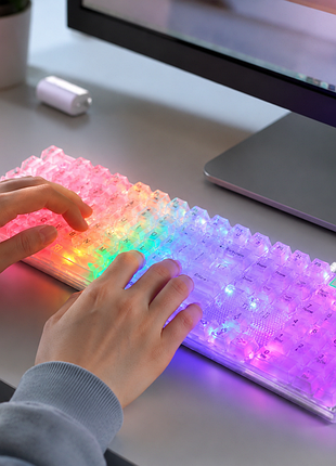 Игровая клавиатура с подсветкой rgb 104 к101 / клавиатура от usb / мембранная клавиатура