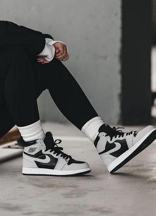 Nike air jordan 1 black grey жіночі кросівки високі