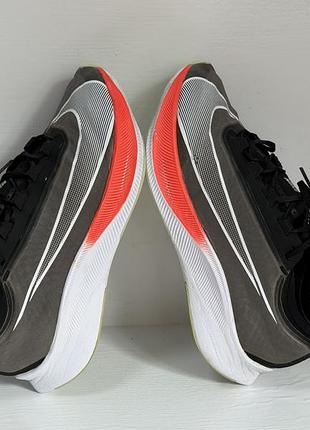 Nike zoom fly 3 кросівки 7