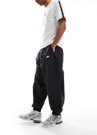 Спортивні штани чоловічі nike oversized чорні l