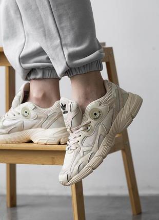 Женские кроссовки adidas astir grey