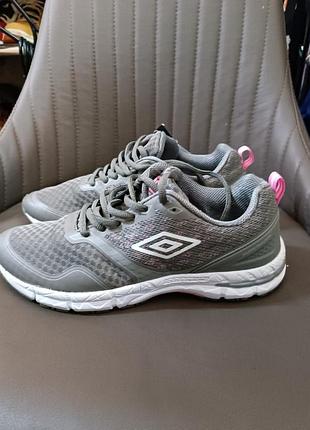 Кроссовки umbro (италия)