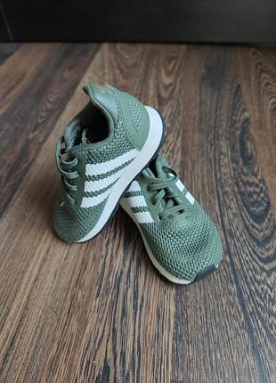 Adidas детские кроссовки