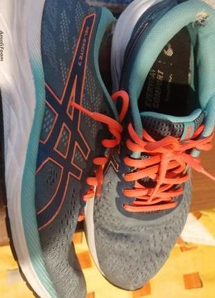 Мужские кроссовки asics
