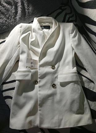 Шикарний жакет zara