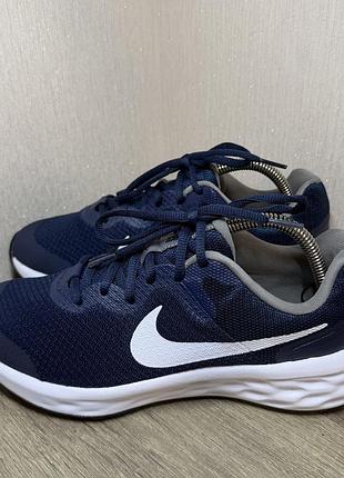 Кроссовки nike revolution 6