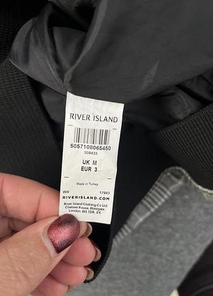 Бомбер river island 4