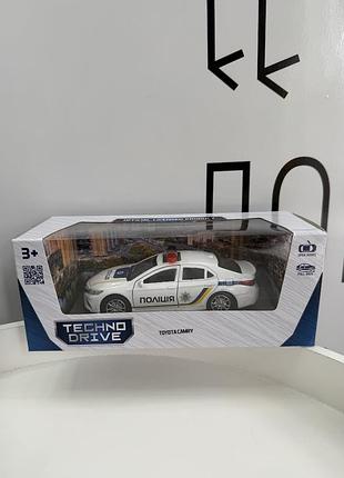 Машинка поліцейська techno drive toyota camry поліція україни біла, інерційна модель з дверима, що відчиняються (ігр2261)