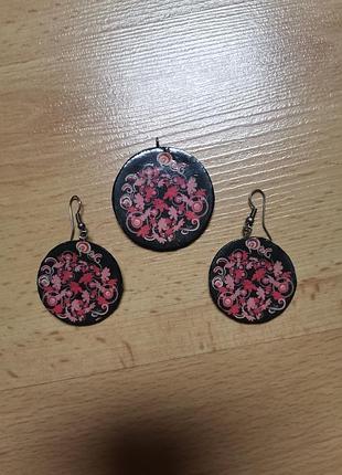 Авторский набор деревянных украшений с цветочным принтом (pink &amp; black)