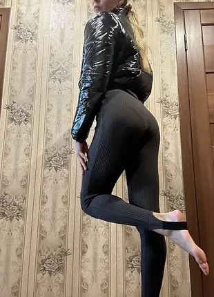 Леггинсы на шрипках в рубчик zara