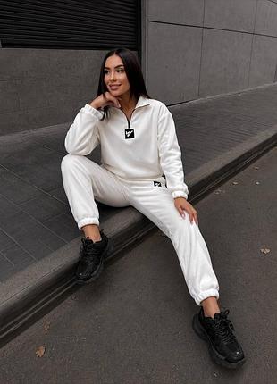 Спортивный костюм 3