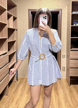 Коротка жіноча сукня zara в смужку з поясом