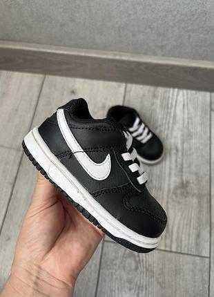 Nike • чорно-білі кросівки air force
