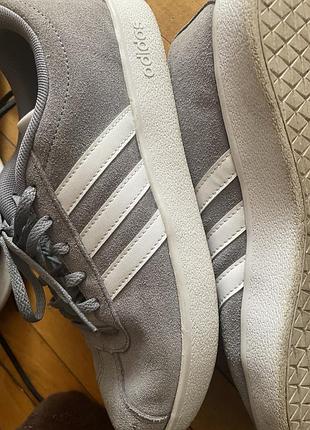 Кросівки adidas 4