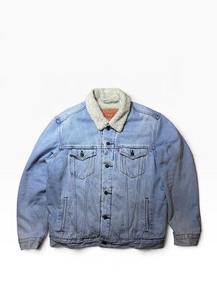 Вінтажна джинсова куртка levi's sherpa (на хутрі) / джинсовка левіс / light blue / size l