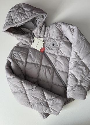 Куртка жіноча calvin klein стьобана з капюшоном s, m