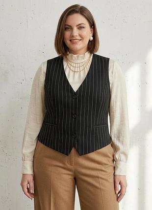 Елегантний  костюмний жилет у смужку south — plus size (майже всесезонний!)