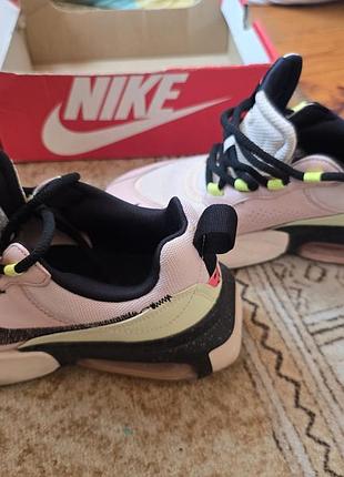 Оригинальные кроссовки nike