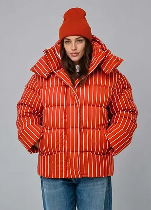 Зимний пуховик oversize в полоску красный | 100732