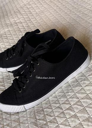 Кеди жіночі calvin klein чорні