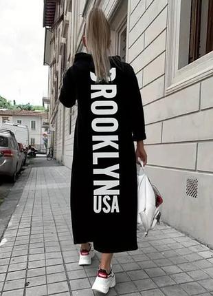 Довга сукня-світшот жіноча brooklyn чорна з принтом та кишенями, розмір s