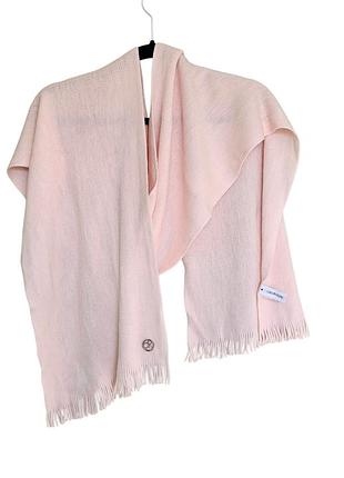 Женский шарф calvin klein basic warp knit scarf (silver pink)