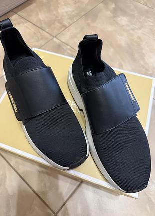 Кросівки michael kors us8 25 см устілка
