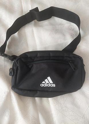 Бананка adidas training acc hw all / classic essential 3