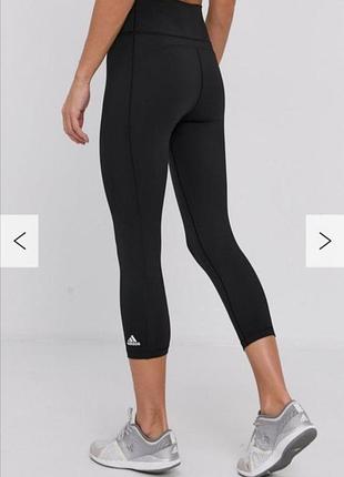 Спортивные леггинсы adidas