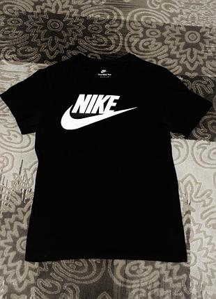 Футболка nike big logo