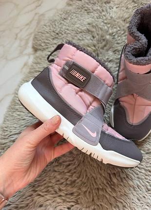 Дитячі зимові черевики nike flex advance boot у рожево-фіолетовому кольорі