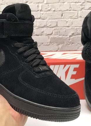Зимние кроссовки nike air force 1 mid suede black (найк аир форсы мужские черные на меху)