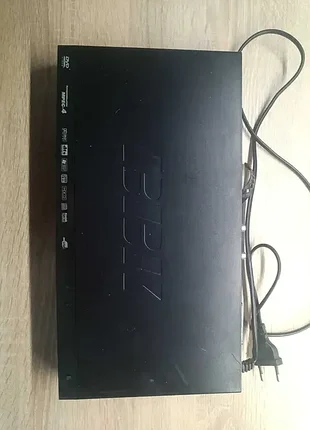 Dvd плеєр bbk з usb + рідний пульт на запчастини або відновлення
