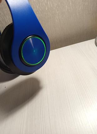 Продам навушники bluetooth з лед підсвіткою 6