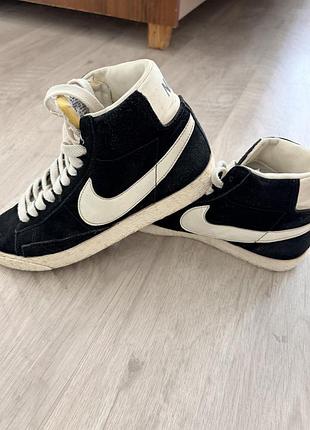 Кросівки жіночі nike хайтопи чорні, розмір 38, довжина устілки 24 см