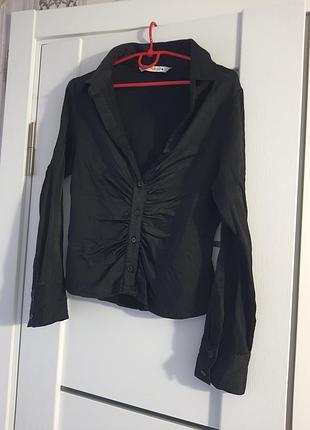 Блузка шовкова zara тканина плотна