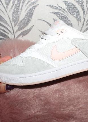 Nike кросівки 24.8 см устілка