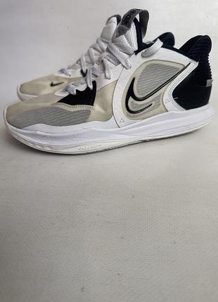 Кросівки nike kyrie low 5
