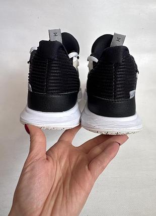 Кросівки nike kyrie low 5 4