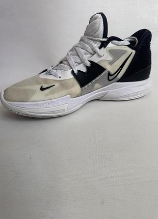 Кросівки nike kyrie low 5 7