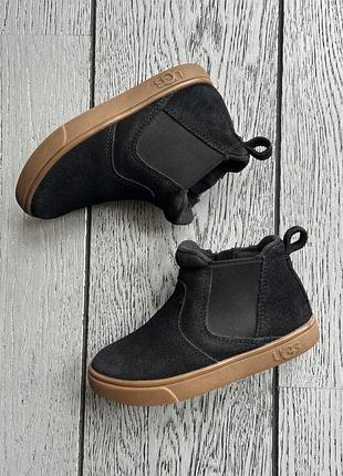 Дитячі замшеві черевики ugg hamden ii trainer