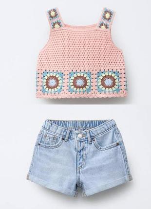 Вязаный топ и джинсовые шорты от zara для девочки р.104.