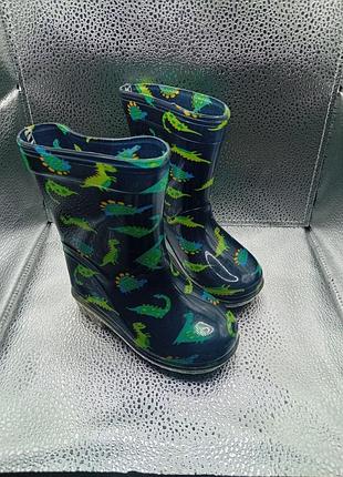 Резиновые сапожки новые