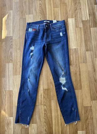Tommy hilfiger джинси скінні розміру с