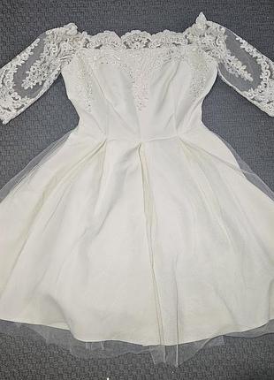 Белое новое платье короткое