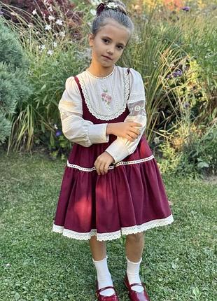 Сукня для дівчинки ошатна бордова з мереживом, розмір 122