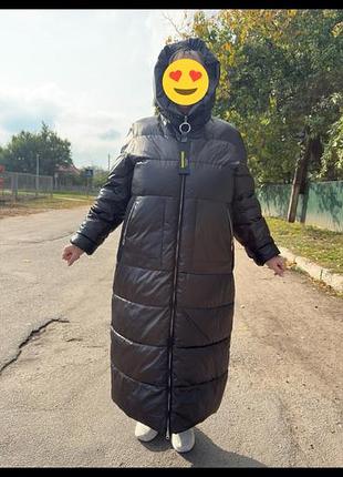 Дуже красиве  нове довге зимове пальто