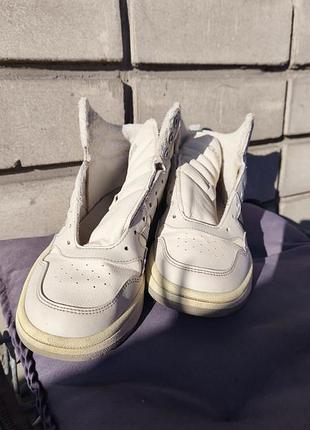 Кросівки унісекс adidas високі білі