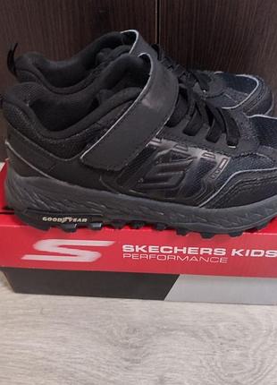 Кросівки р33.5 skechers